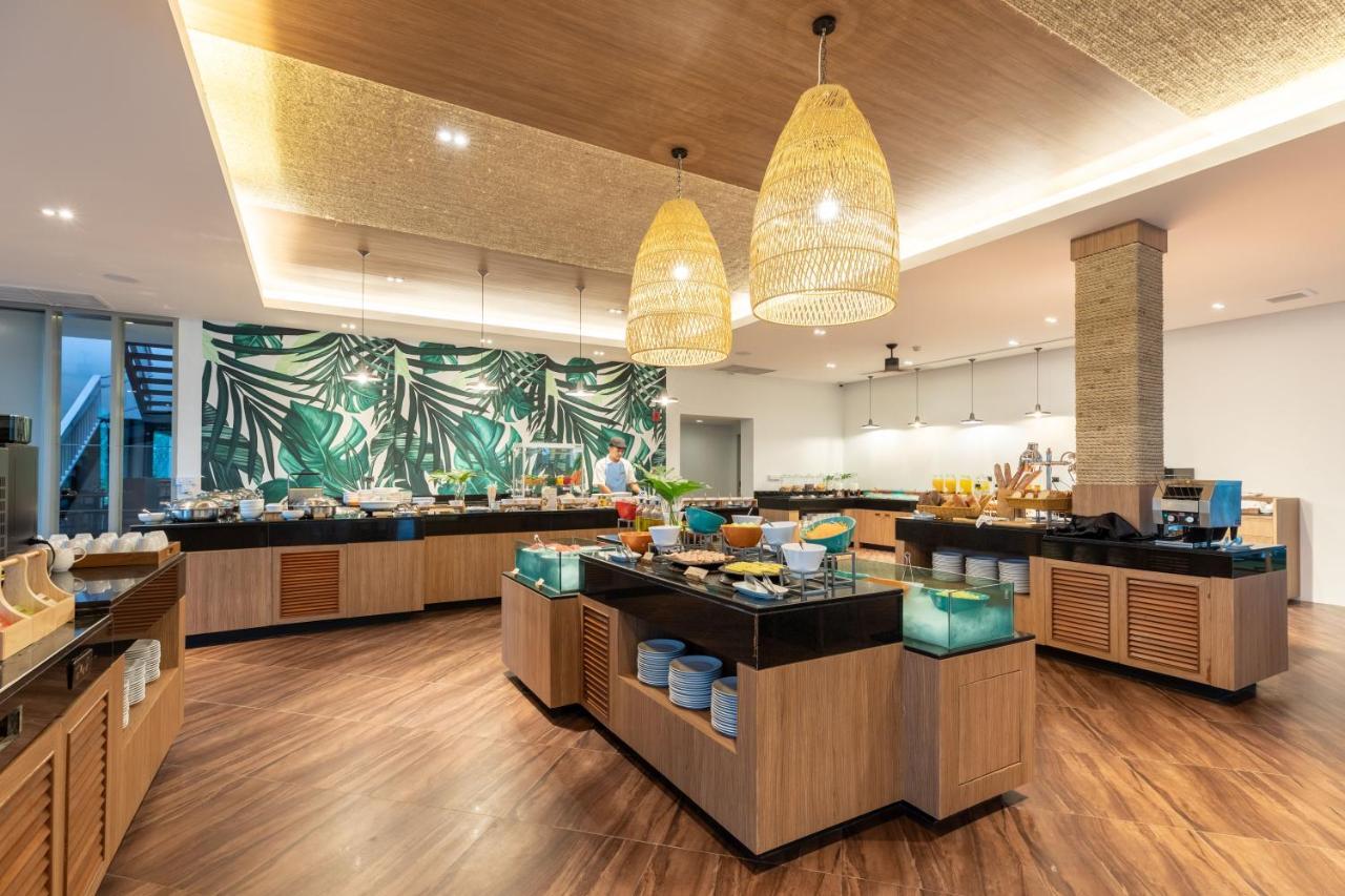 Outrigger Khao Lak Beach Resort - Sha Extra Plus Exterior photo The buffet at the hotel