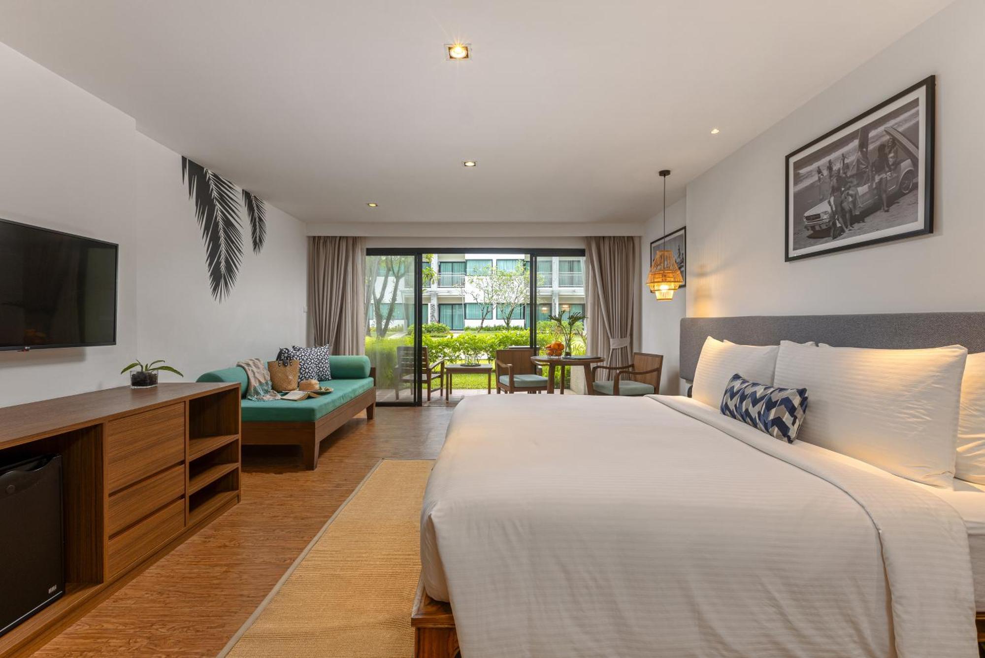 Outrigger Khao Lak Beach Resort - Sha Extra Plus Room photo Deluxe Pool Access