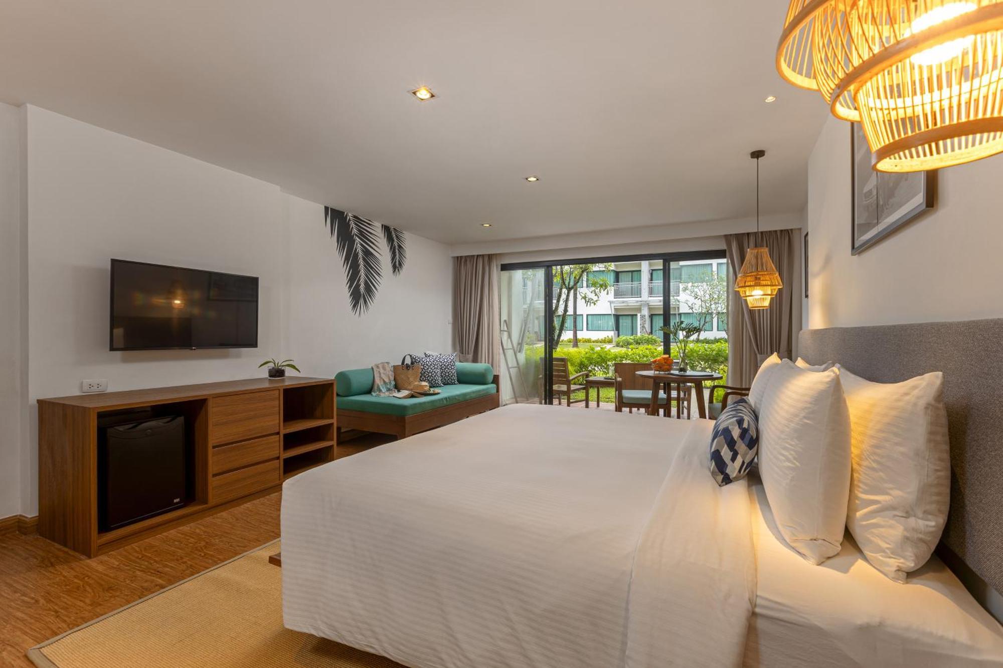 Outrigger Khao Lak Beach Resort - Sha Extra Plus Room photo Deluxe Pool Access