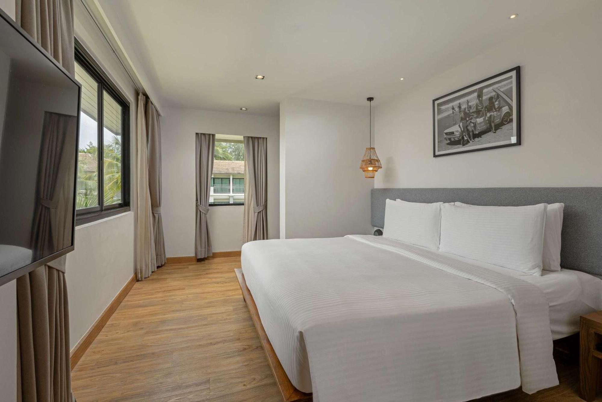 Outrigger Khao Lak Beach Resort - Sha Extra Plus Exterior photo Deluxe Room